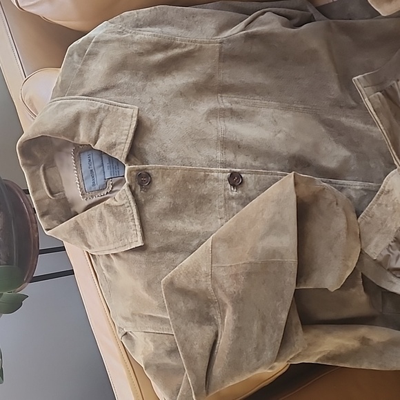 Soft suede jacket - Picture 6 of 14